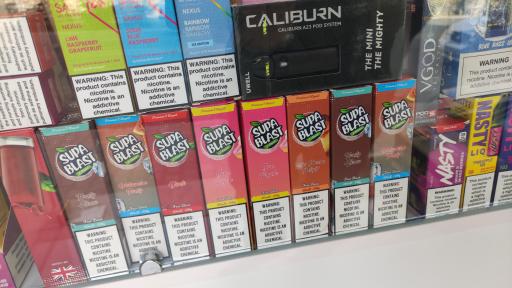 عکس دخانیات نیما