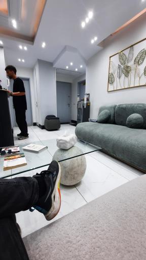 عکس مرکز لیزر و زیبایی لیرا