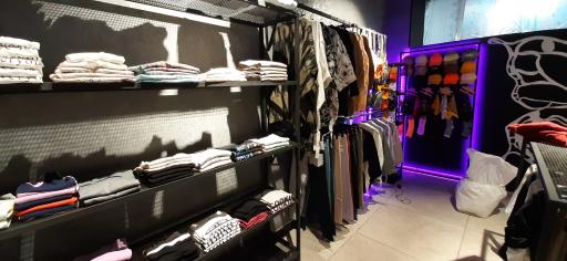 عکس پوشاک زنانه گِرِی