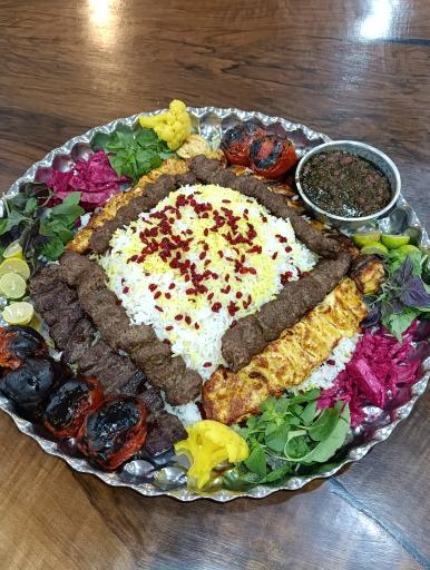 عکس رستوران پارمیس