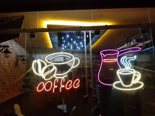 عکس کافه سناتور