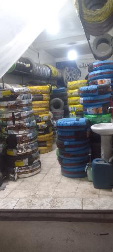 عکس فروشگاه لاستیک دهلاری