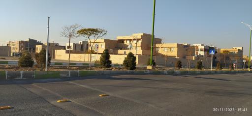 عکس دبیرستان نمونه دولتی حاج حسین مکتبی