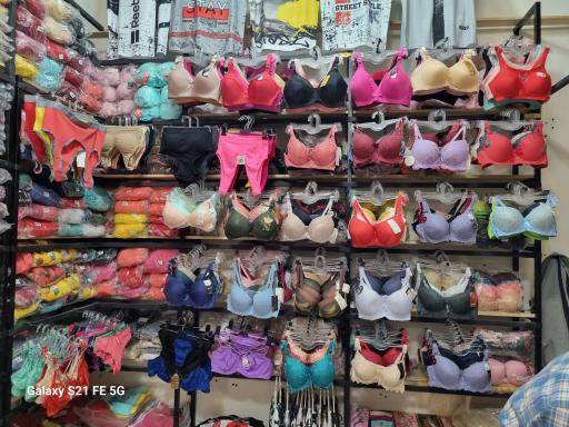 عکس تولید و پخش لباس زیر آذین (زواری)