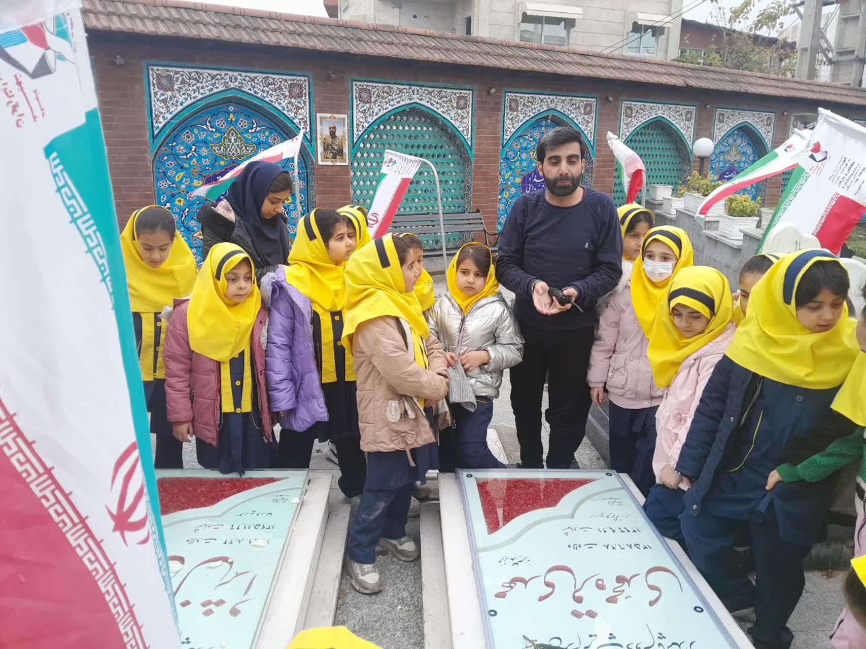 عکس مزار شهید مهدی قره محمدی