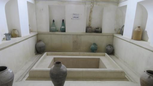 عکس موزه لارستان