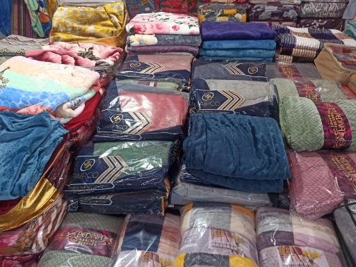 عکس بازار بزرگ ترکمن آریا