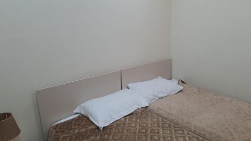 عکس مهمانپذیر پروانه