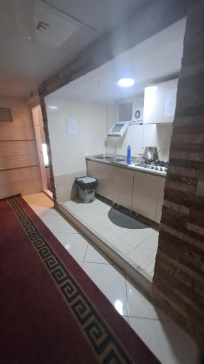 عکس مهمانپذیر پروانه