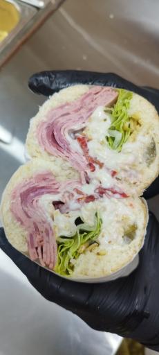 عکس ساندویچ سرد لونا