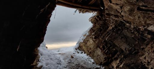 عکس جان پناه صخره ای