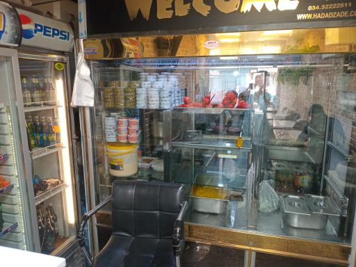 عکس تهیه غذای پارسیان