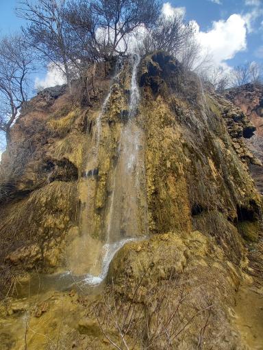 عکس آبشار اوزان شاهین دژ