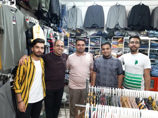 عکس فروشگاه پوشاک دنیائی