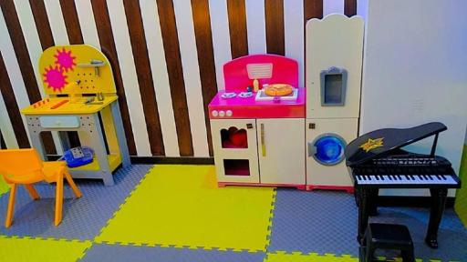 عکس خانه بازی