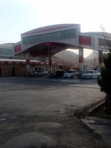 عکس جایگاه سوخت بنزین و گازوئیل