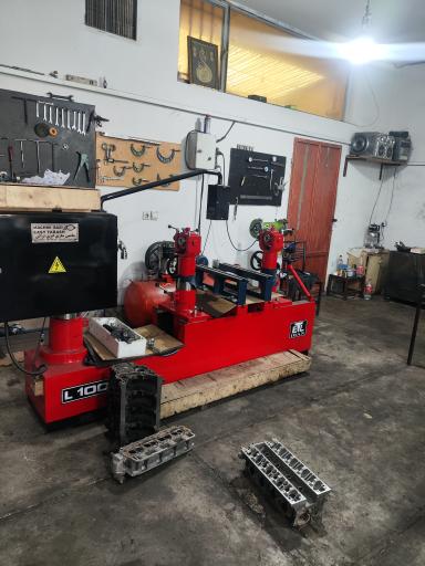 عکس خدمات میل لنگ تراشی و سوپاپ تراشی نوین