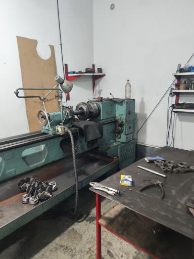 عکس خدمات میل لنگ تراشی و سوپاپ تراشی نوین