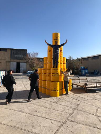 عکس مجتمع تولیدی و صنعتی رزین های یزد