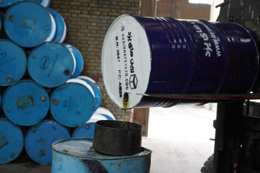 عکس مجتمع تولیدی و صنعتی رزین های یزد