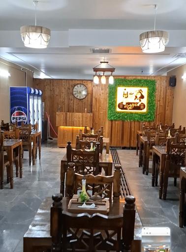 عکس خانم املت آقای دیزی شعبه ۲