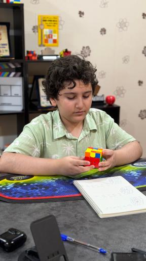 عکس آکادمی روبیک چکاد