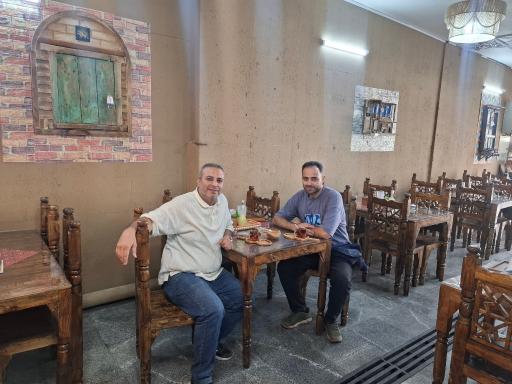 عکس خانم املت آقای دیزی شعبه ۲