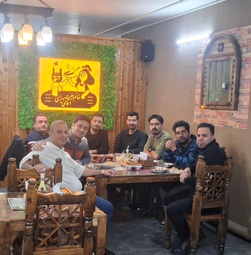 عکس خانم املت آقای دیزی شعبه ۲