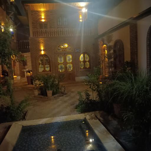 عکس هتل سنتی تخت جمشید 