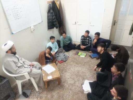 عکس مدرسه علمیه امام حسین (ع)