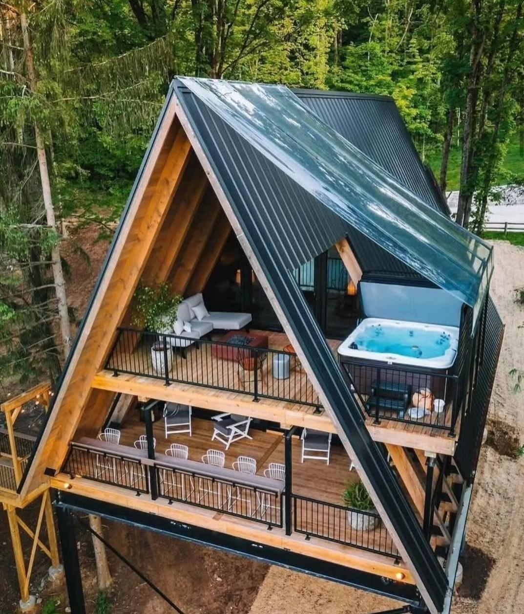 عکس آترین کانکس 