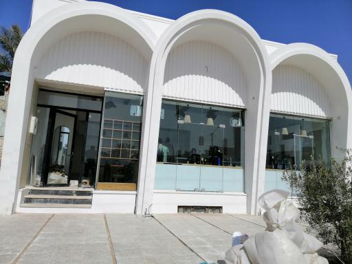 عکس کافه بیکری لوپن