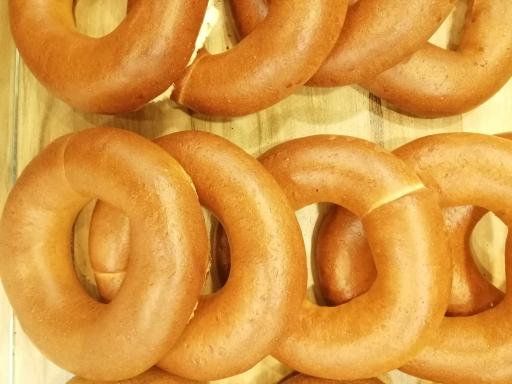 کافه بیکری لوپن