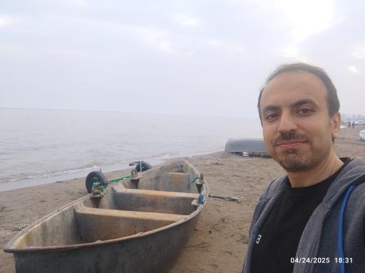 عکس ساحل ولی آباد