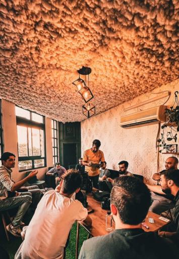 عکس کافه مافیا اوژن