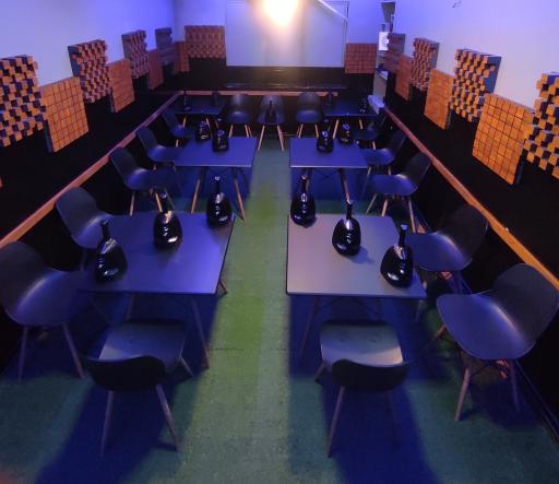 عکس کافه مافیا اوژن