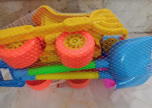 عکس فروشگاه عروسک واسباب بازی