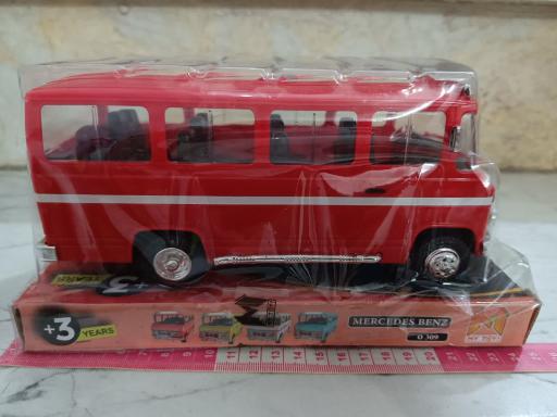 عکس فروشگاه عروسک واسباب بازی