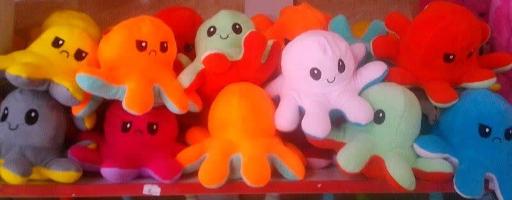 عکس فروشگاه عروسک واسباب بازی