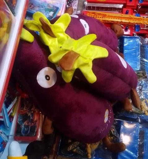 عکس فروشگاه عروسک واسباب بازی