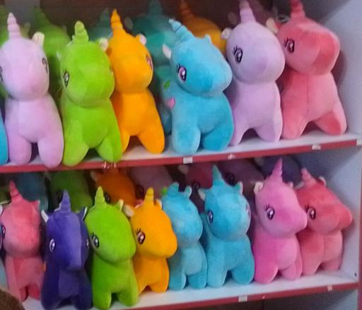 عکس فروشگاه عروسک واسباب بازی