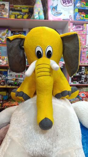 عکس فروشگاه عروسک واسباب بازی