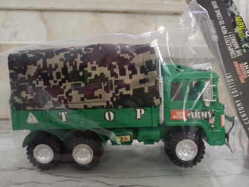 عکس فروشگاه عروسک واسباب بازی