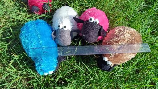 عکس فروشگاه عروسک واسباب بازی