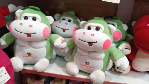 عکس فروشگاه عروسک واسباب بازی