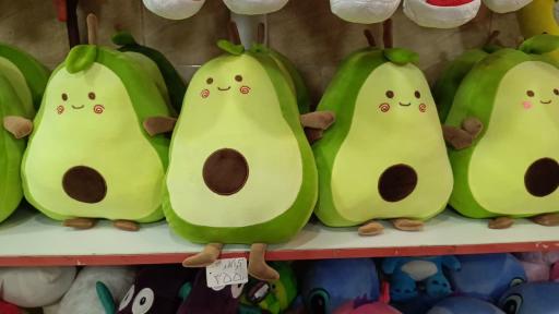 عکس فروشگاه عروسک واسباب بازی