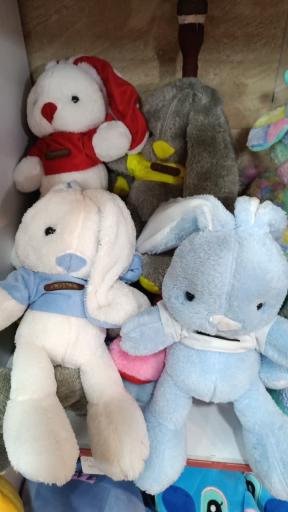 عکس فروشگاه عروسک واسباب بازی