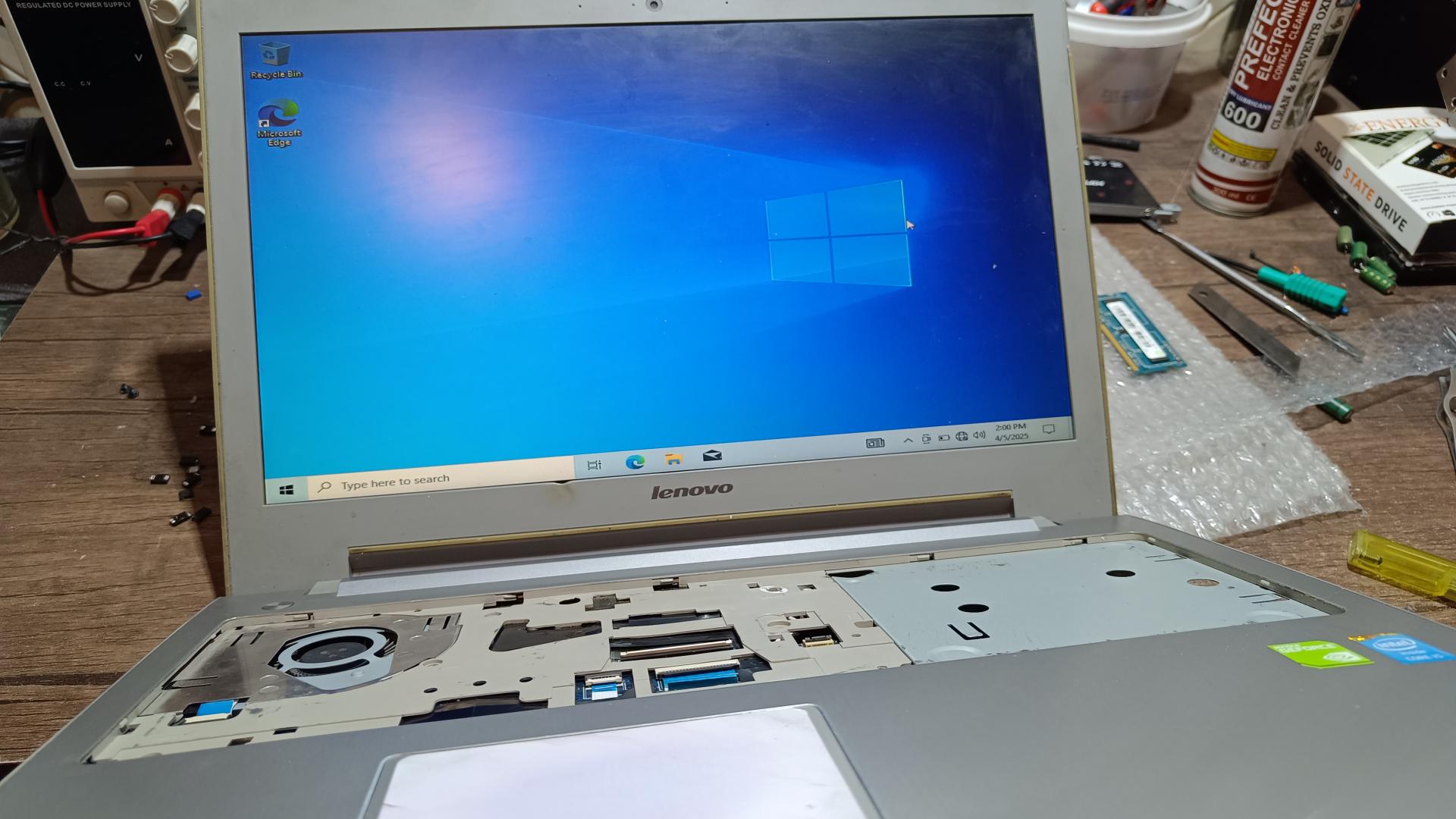 عکس تعمیر تخصصی کامپیوتر و لپتاپ حامدی شعبه ۲