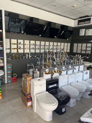 عکس فروشگاه قهرمان