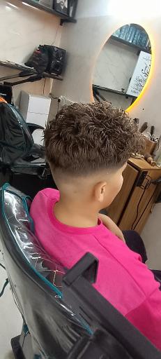 عکس آرایشگاه مردانه امیرعلی اکبری 